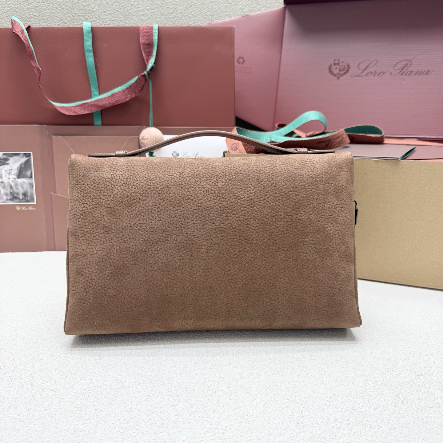 Loro Piana Extra pouch L29 29x18x5cm