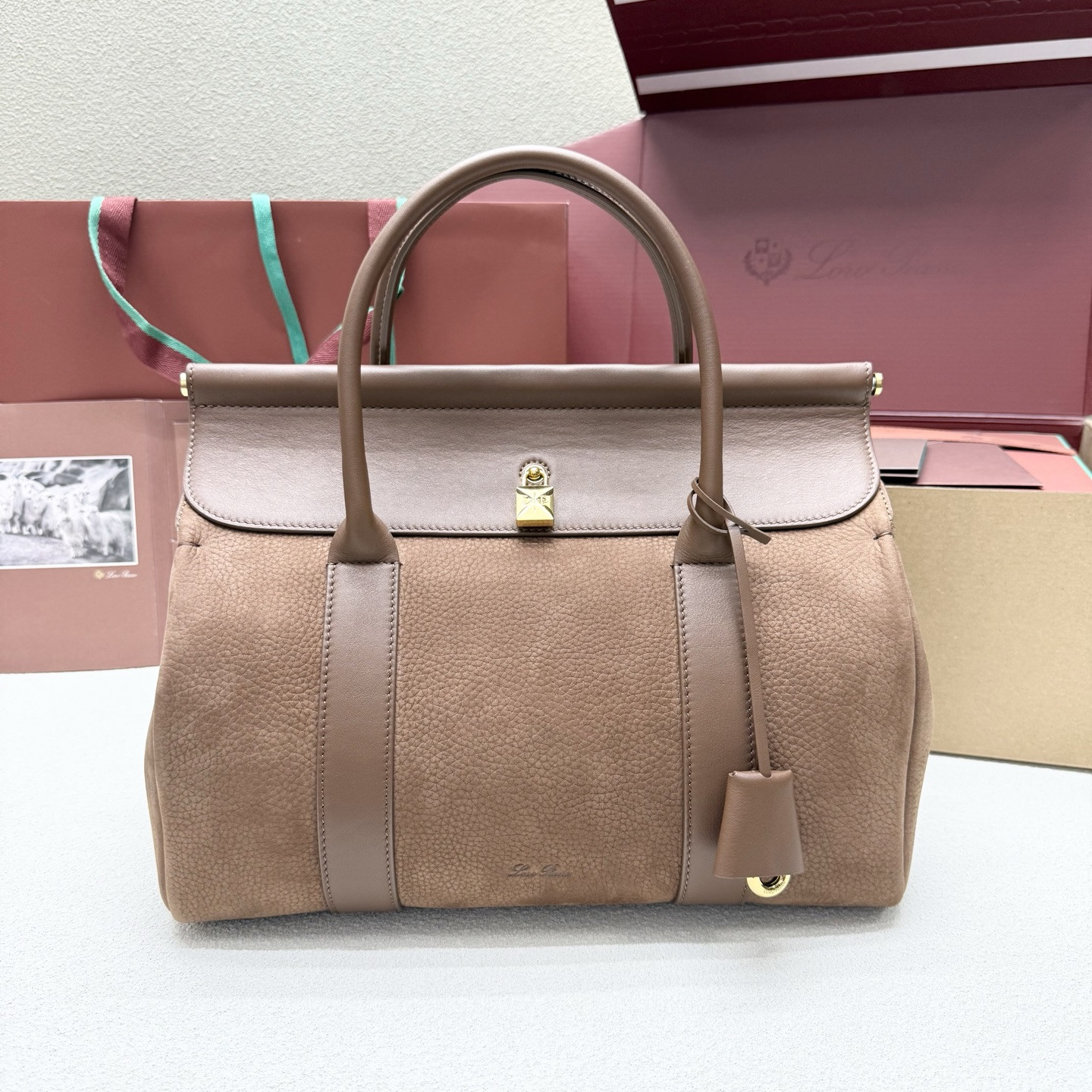 Loro Piana Loom Bag L32 33 x 23 x 18 cm