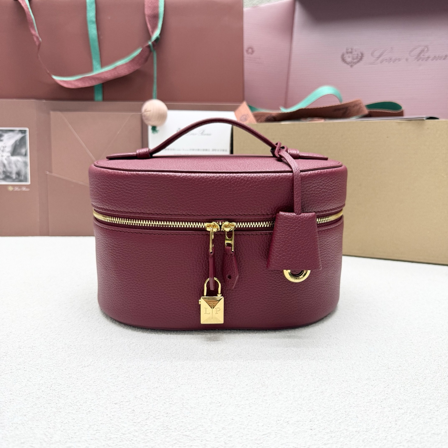 Loro Piana Extra Vanity Case 21x15x12cm