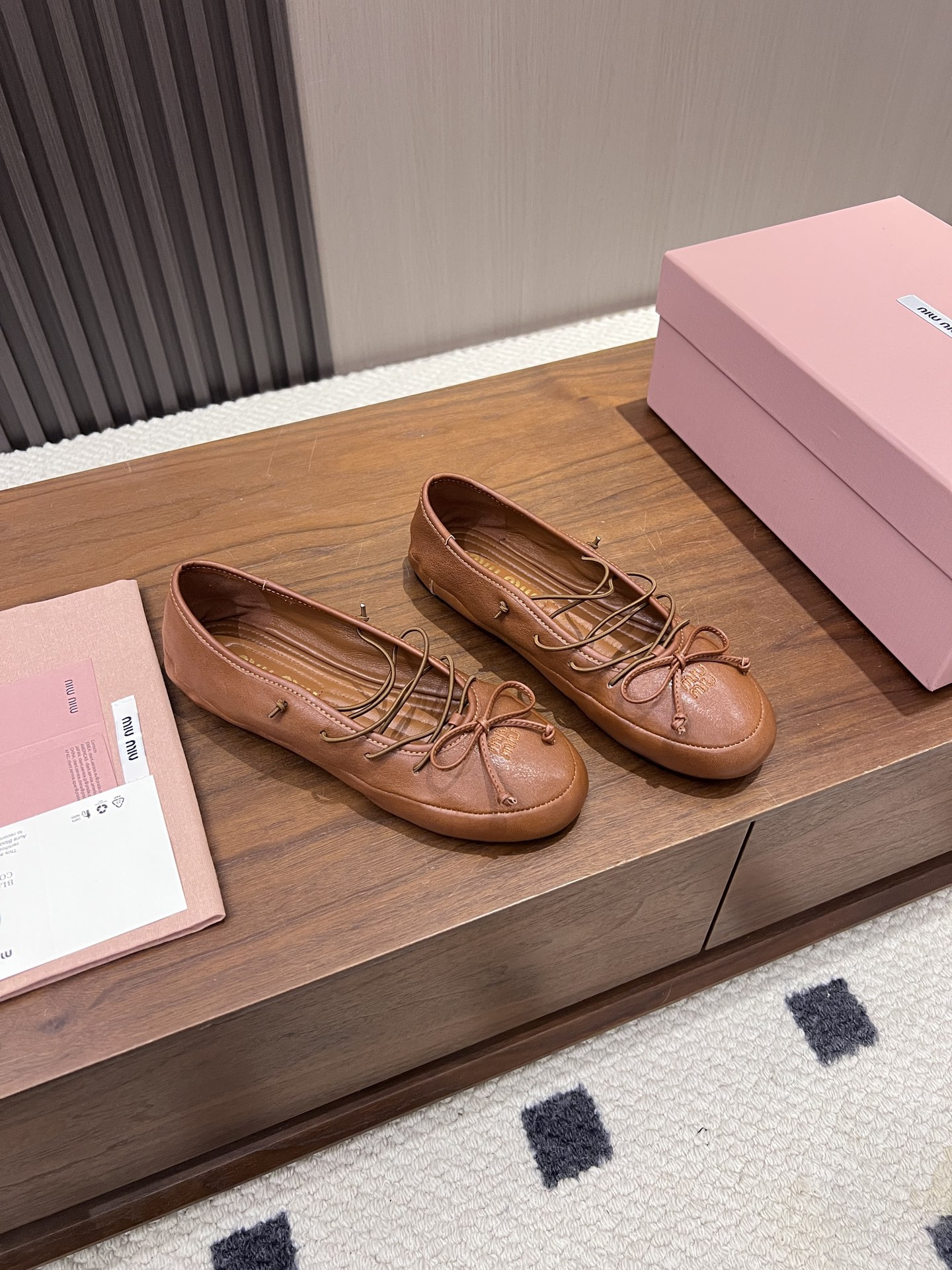 ua M1v M1v nappa leather ballerinas