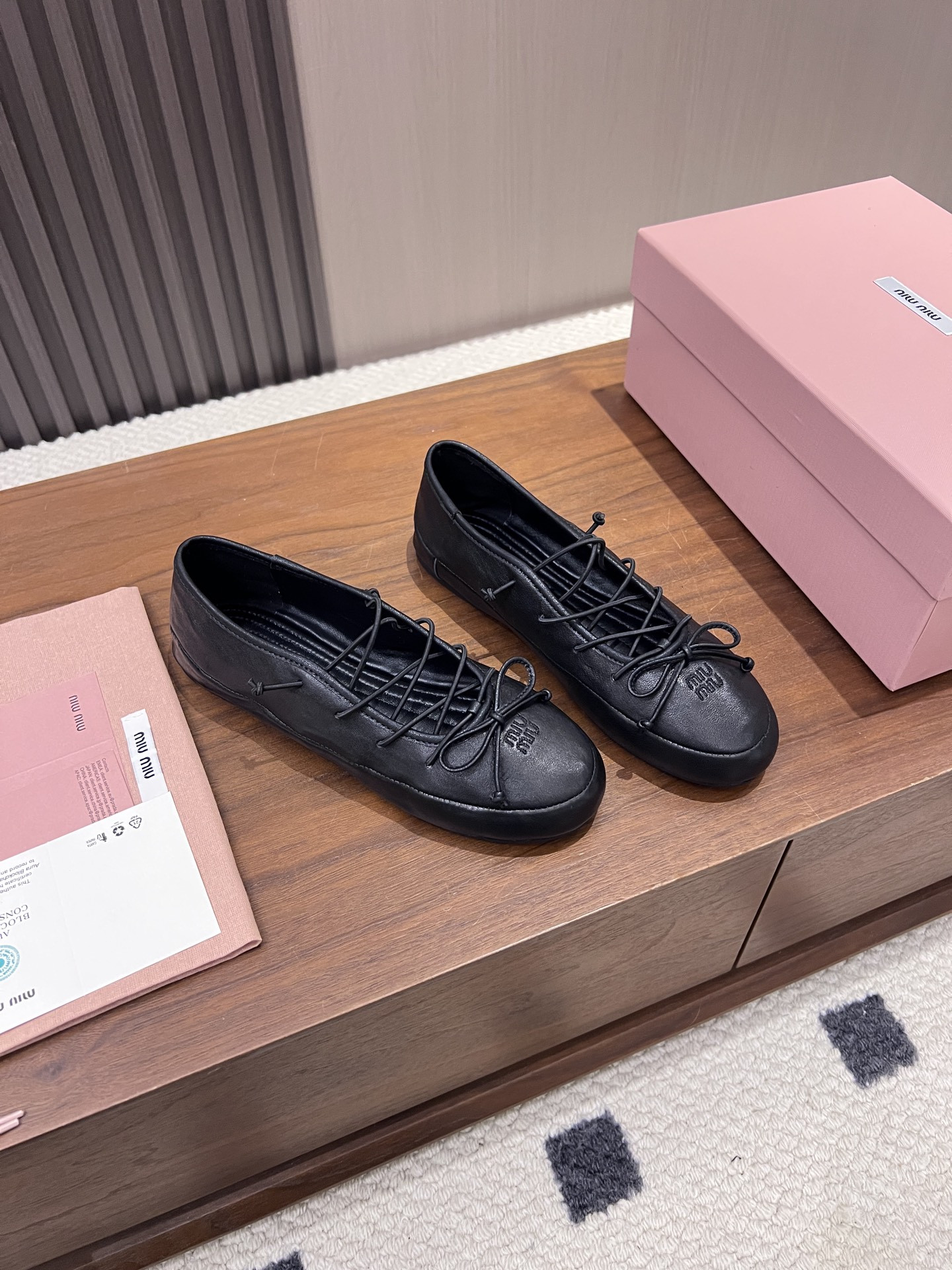 ua M1v M1v nappa leather ballerinas