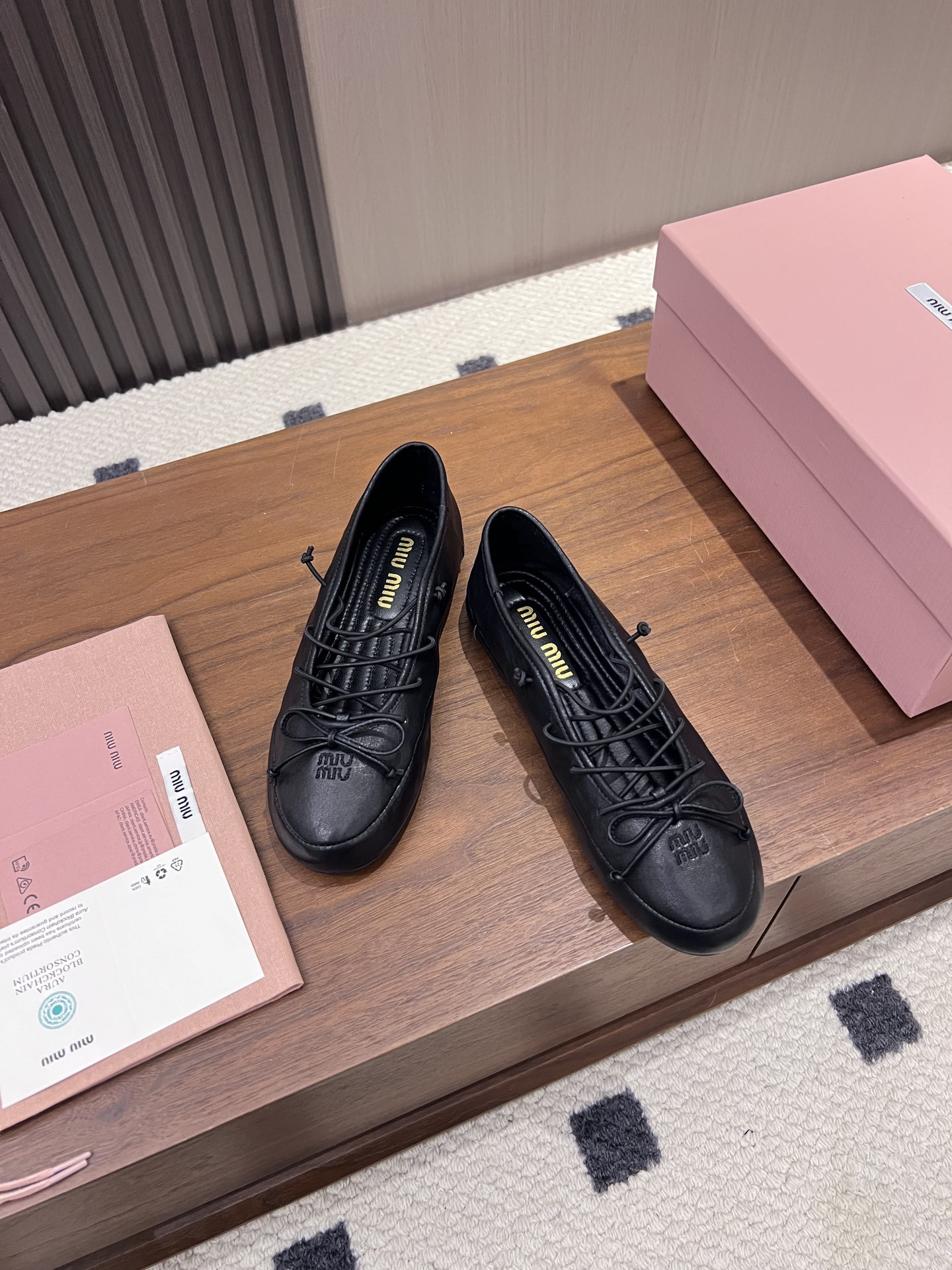 ua M1v M1v nappa leather ballerinas