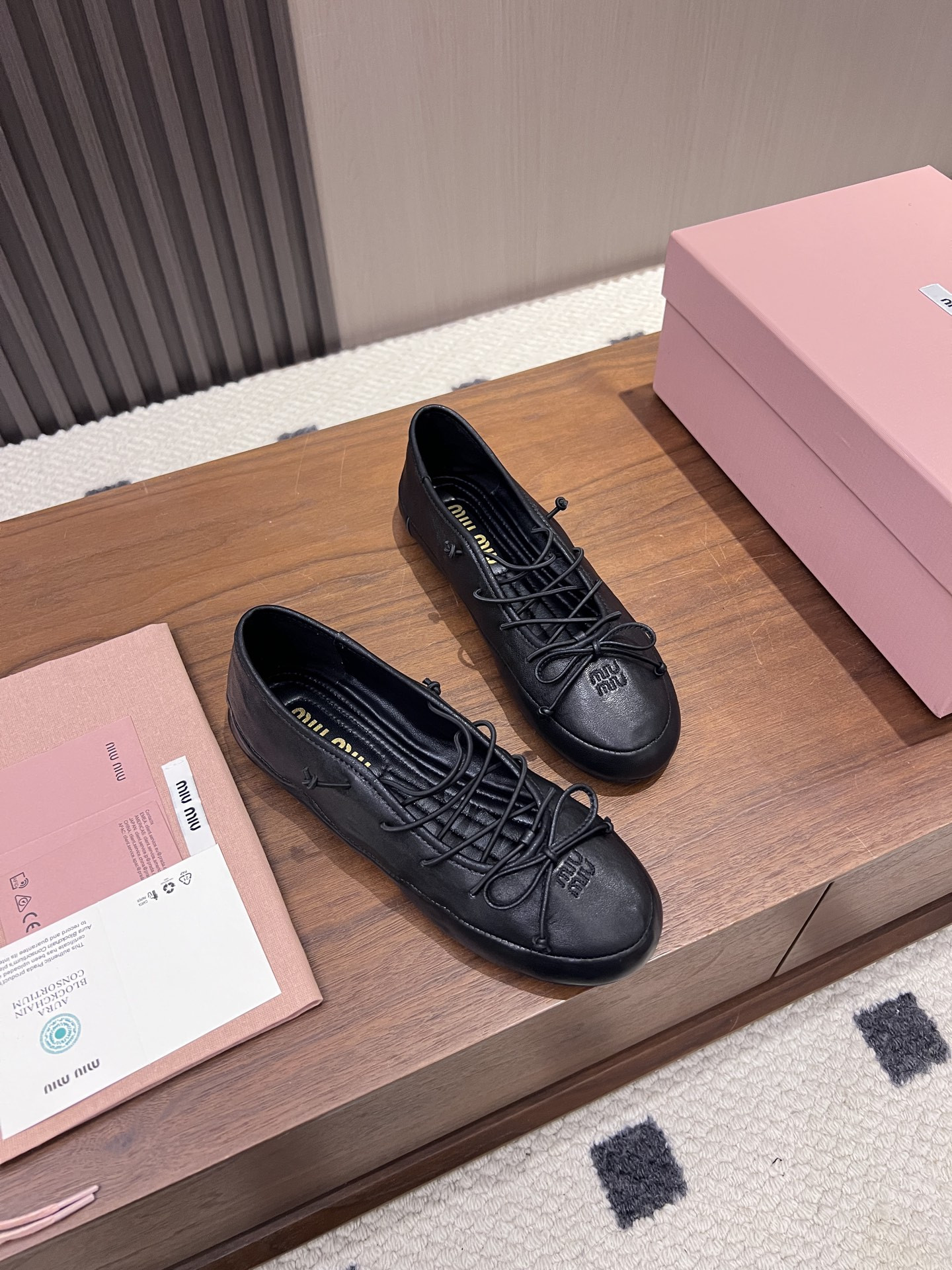 ua M1v M1v nappa leather ballerinas