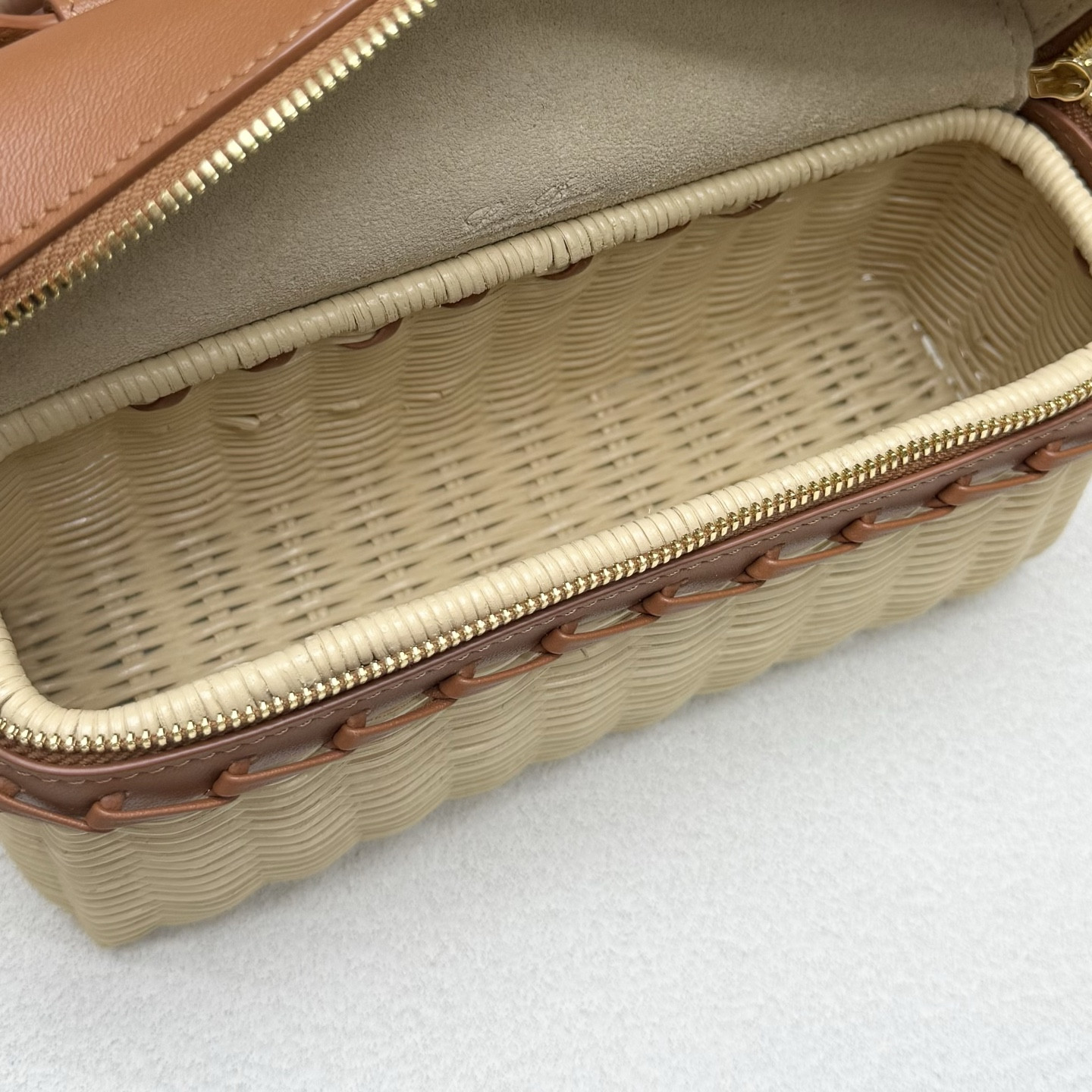 Loro Piana Extra Pocket L19 Wicker Bag 19 x 11.5 x 7cm