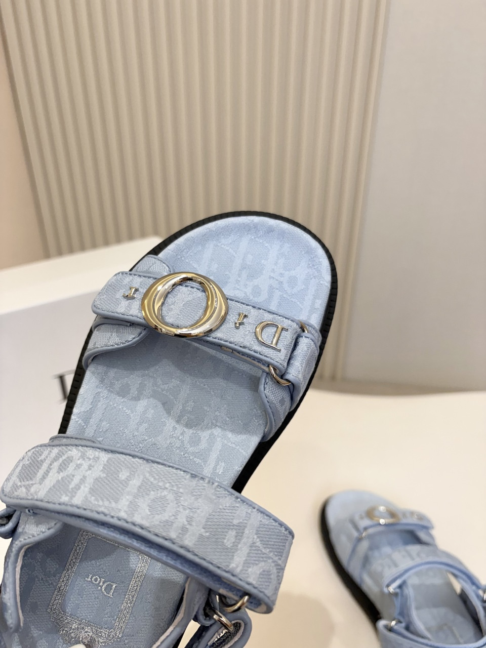 ua D10r myD10r sandal