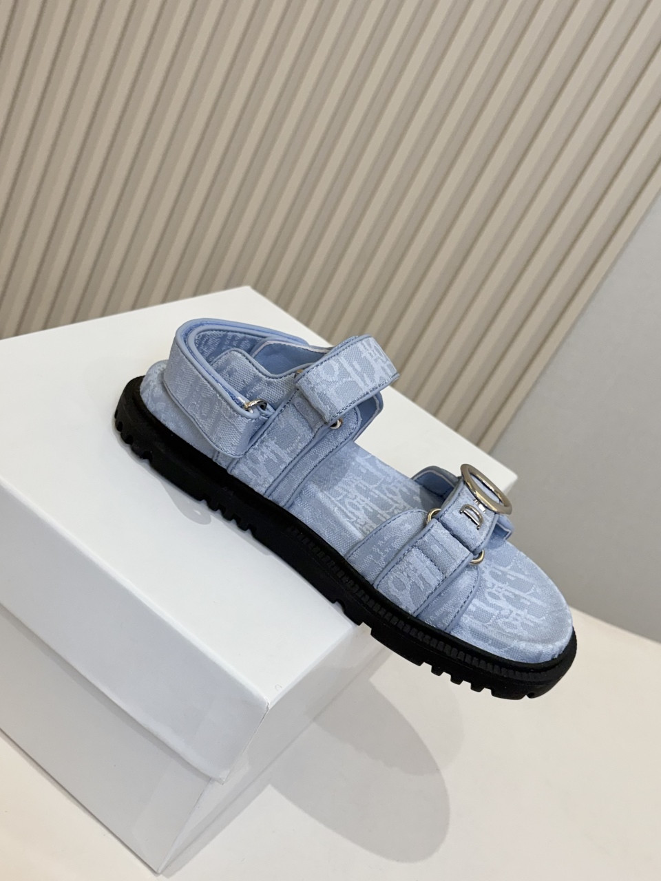 ua D10r myD10r sandal